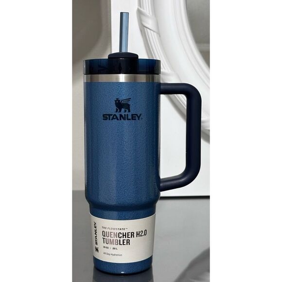 Stanley Quencher H2.0 FlowState Tumbler 30oz, HAMMERTONE LAKE BLUE - Picture 1 of 4